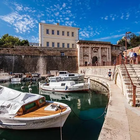 Harbour Deluxe Apartmán